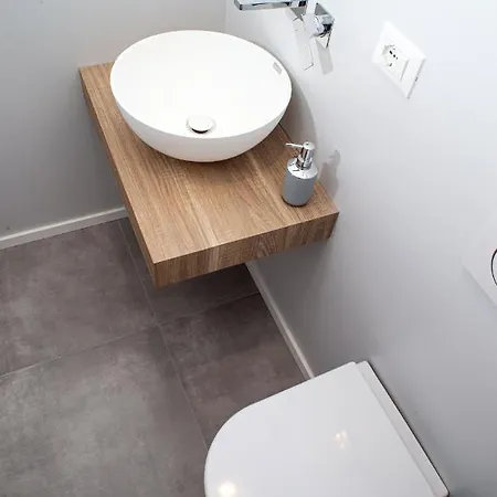 Marconi 442 Apartman *